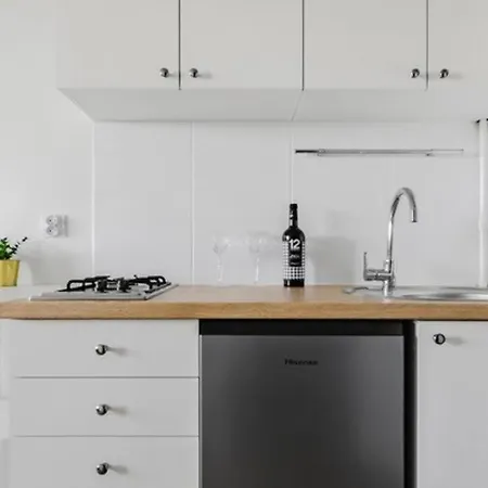 20M2 Studio, Near Chopin Airport, Cozy And Quite Warsaw Exterior photo