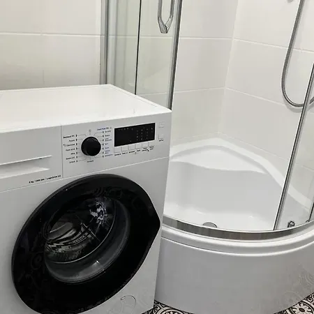 20M2 Studio, Near Chopin Airport, Cozy And Quite Warsaw Exterior photo