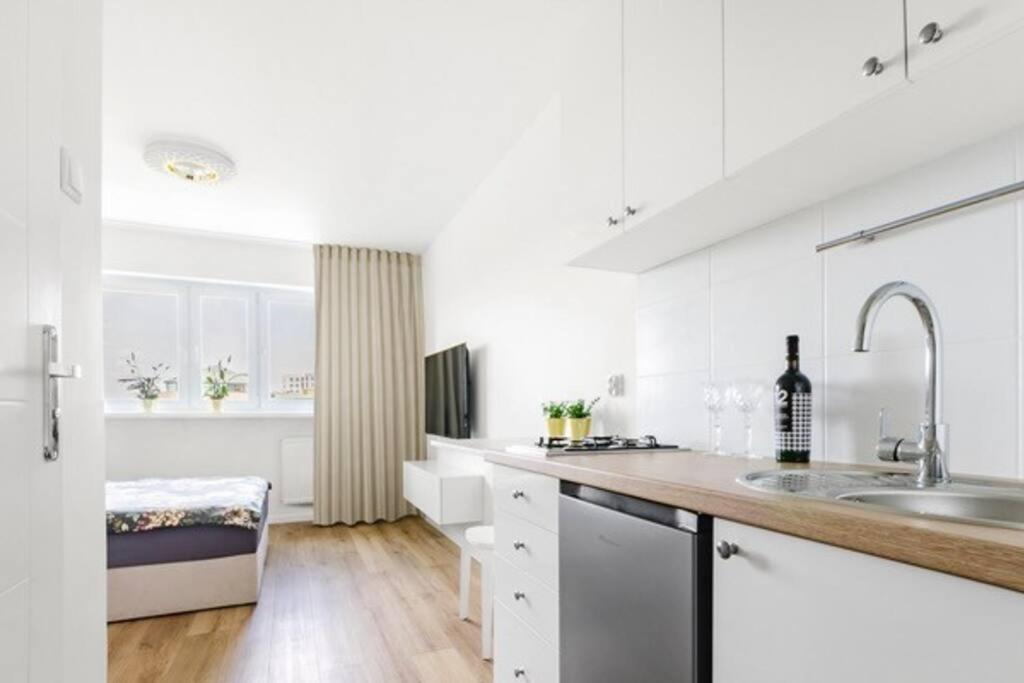 20m2 Studio, Near Chopin Airport, Cozy And Quite Appartamento *