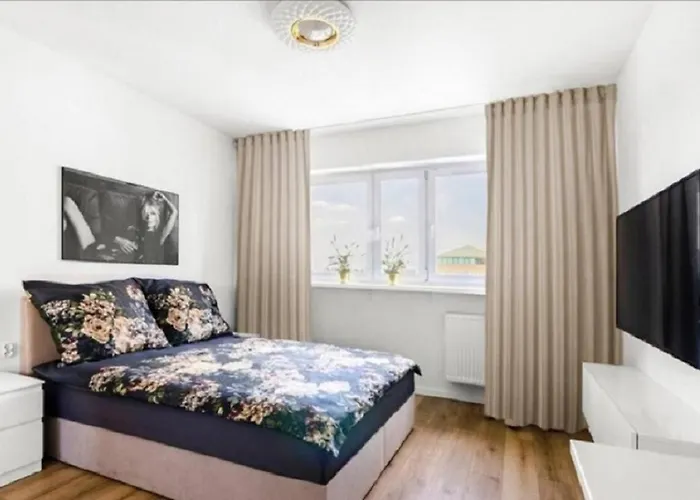 20M2 Studio, Near Chopin Airport, Cozy And Quiet